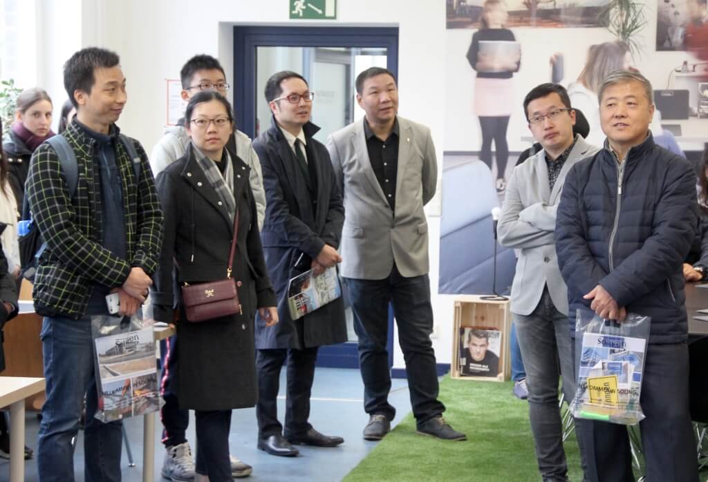 Chinesische Delegation zu Besuch am 3D Startup Campus NRW